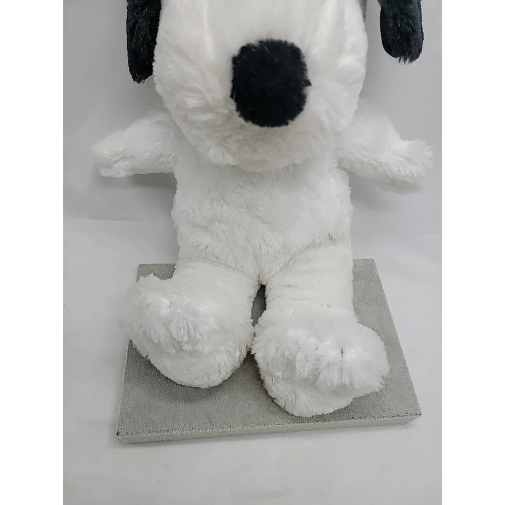 Cedar Fair Peanuts Gang Snoopy Plush 14
